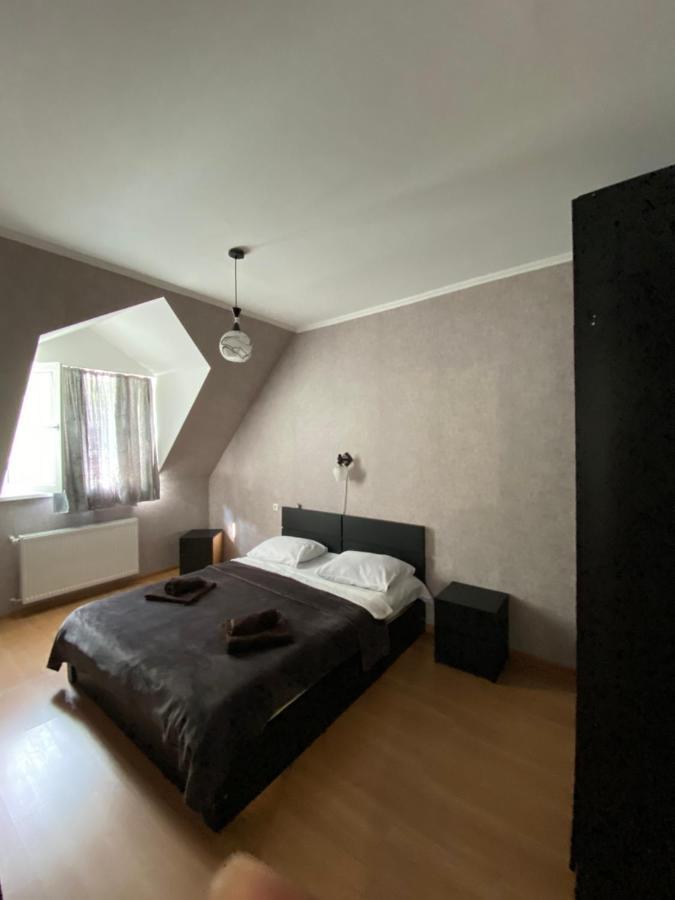 Lizielene Apartment Боржоми Екстериор снимка